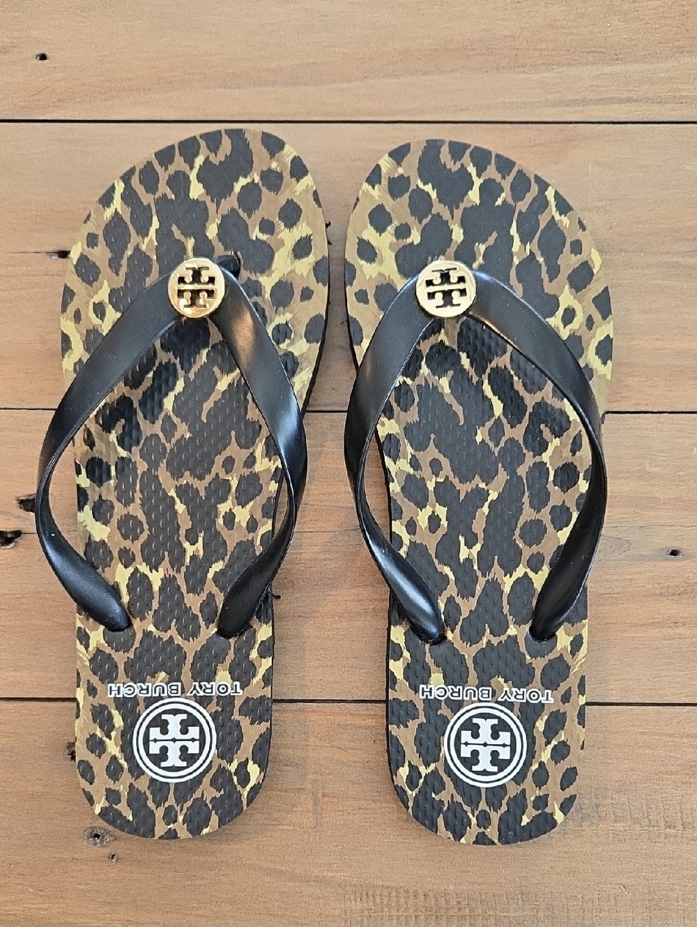 NEW Tory Burch Black Strap Leopard Print Flip Flops with Gold Logo